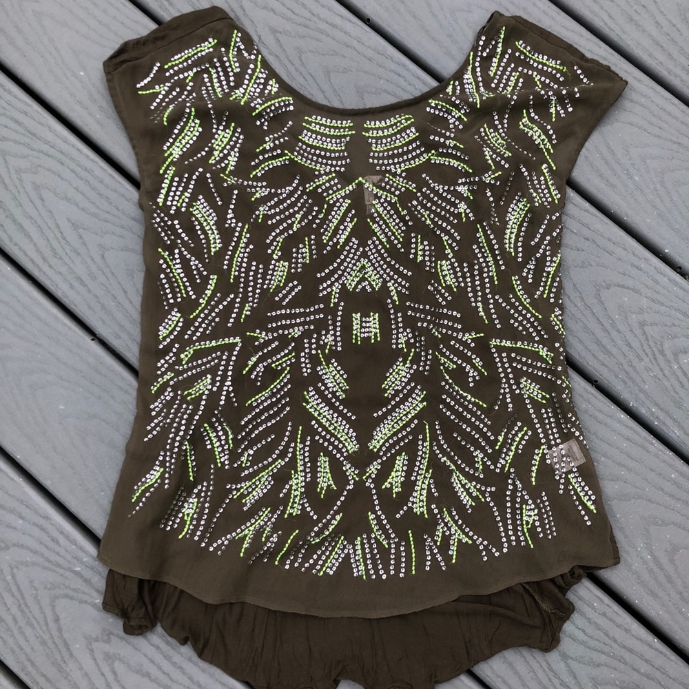 Sparkly olive green and lime green blouse -M